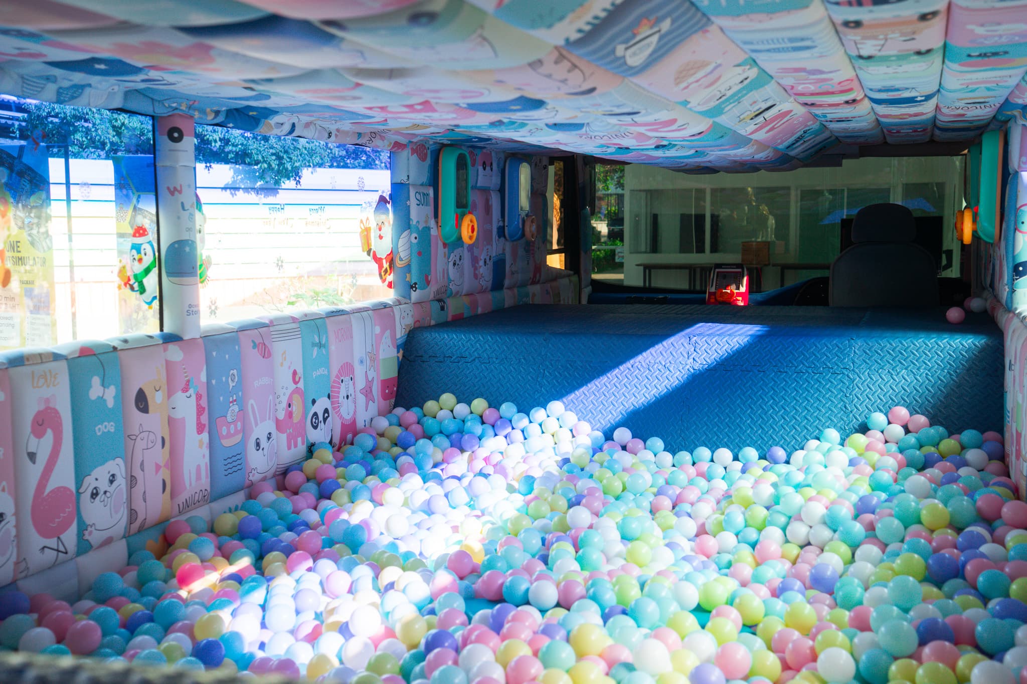 Bus Ball