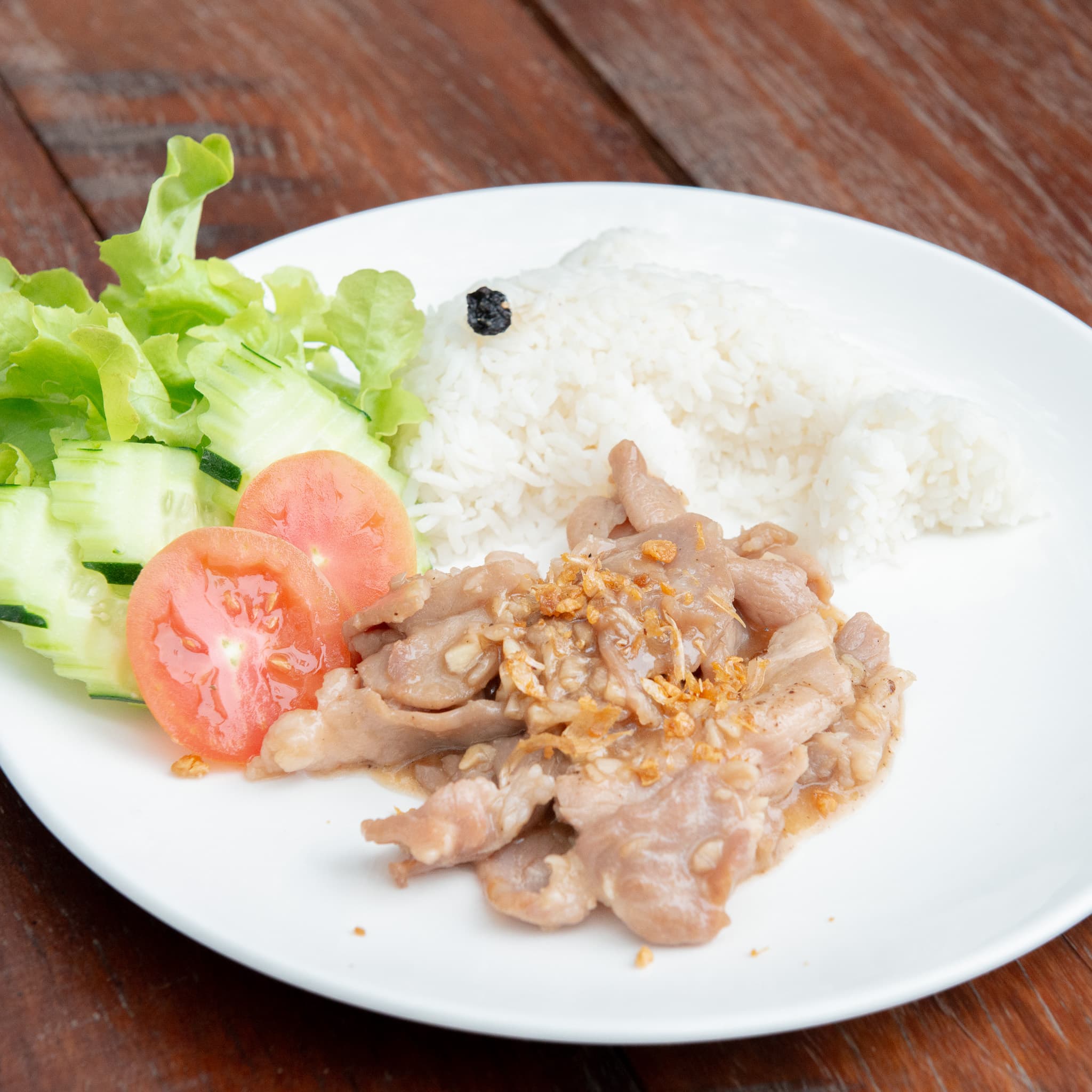 ข้าวหมูกระเทียม